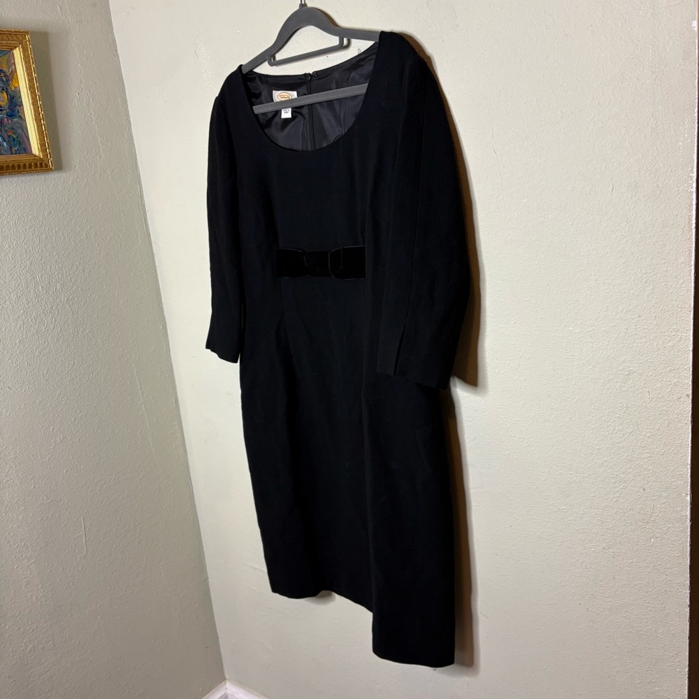 Vintage Talbots Black Long-Sleeve Sheath Dress with Velvet Bow Size 10 - Picture 2 of 7